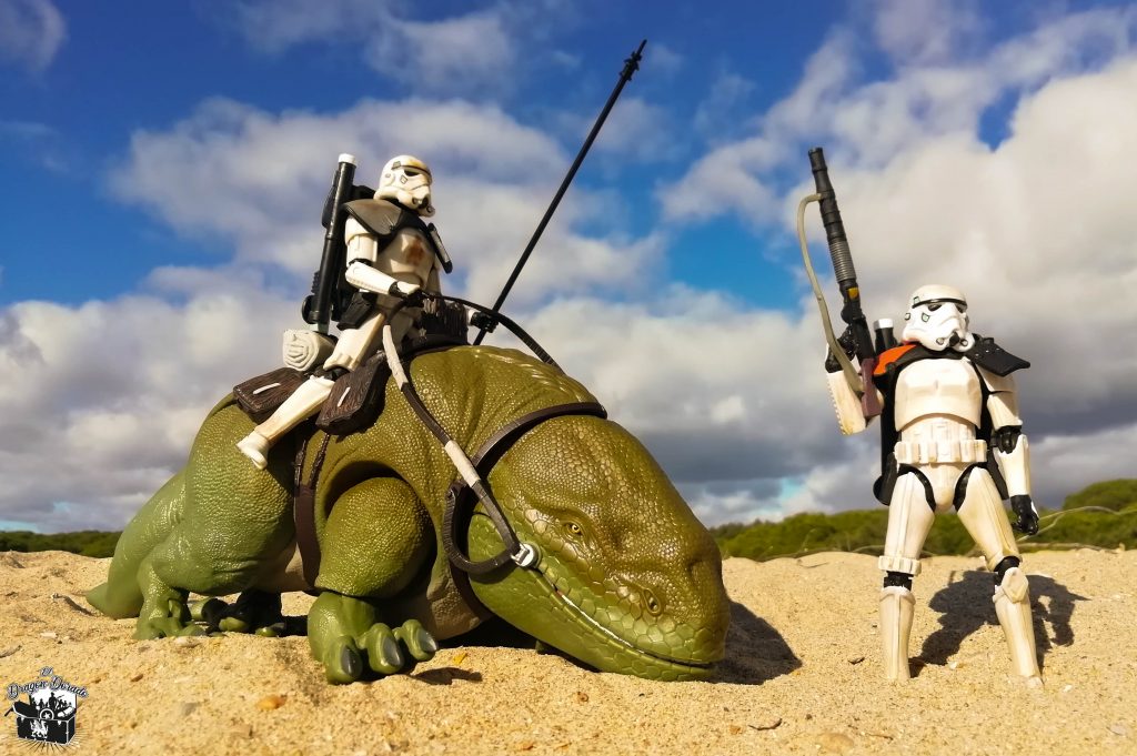 STAR WARS BLACK SERIES SANDTROOPER Y DEWBACK